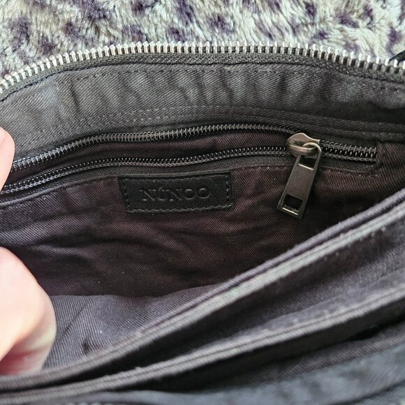 Núnoo | Stine Washed Black Leather Crossbody Bag - Picture 10 of 14